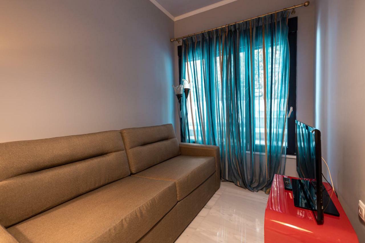 Villa Azure Voúla Eksteriør billede